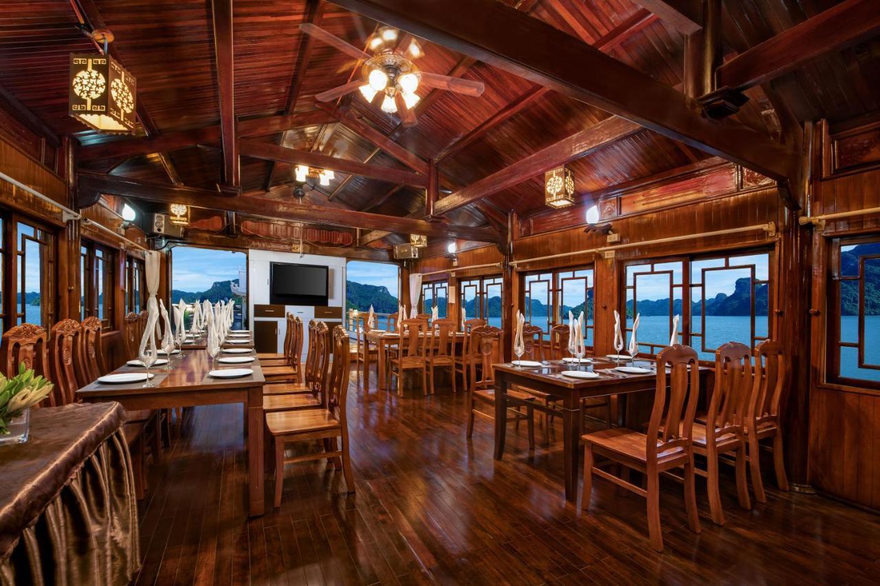 Seasun Boutique Cruise Hotell Ha Long Exteriör bild