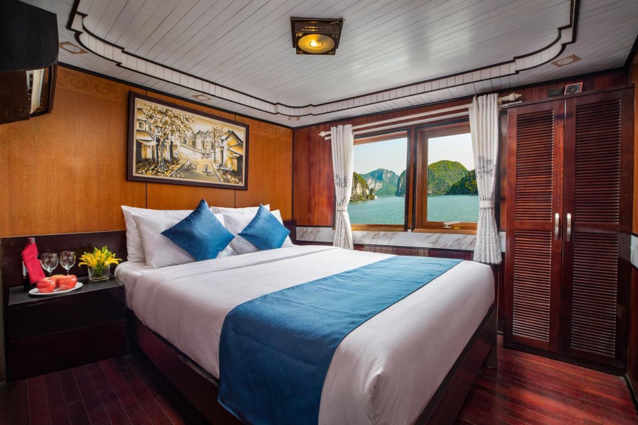 Seasun Boutique Cruise Hotell Ha Long Exteriör bild