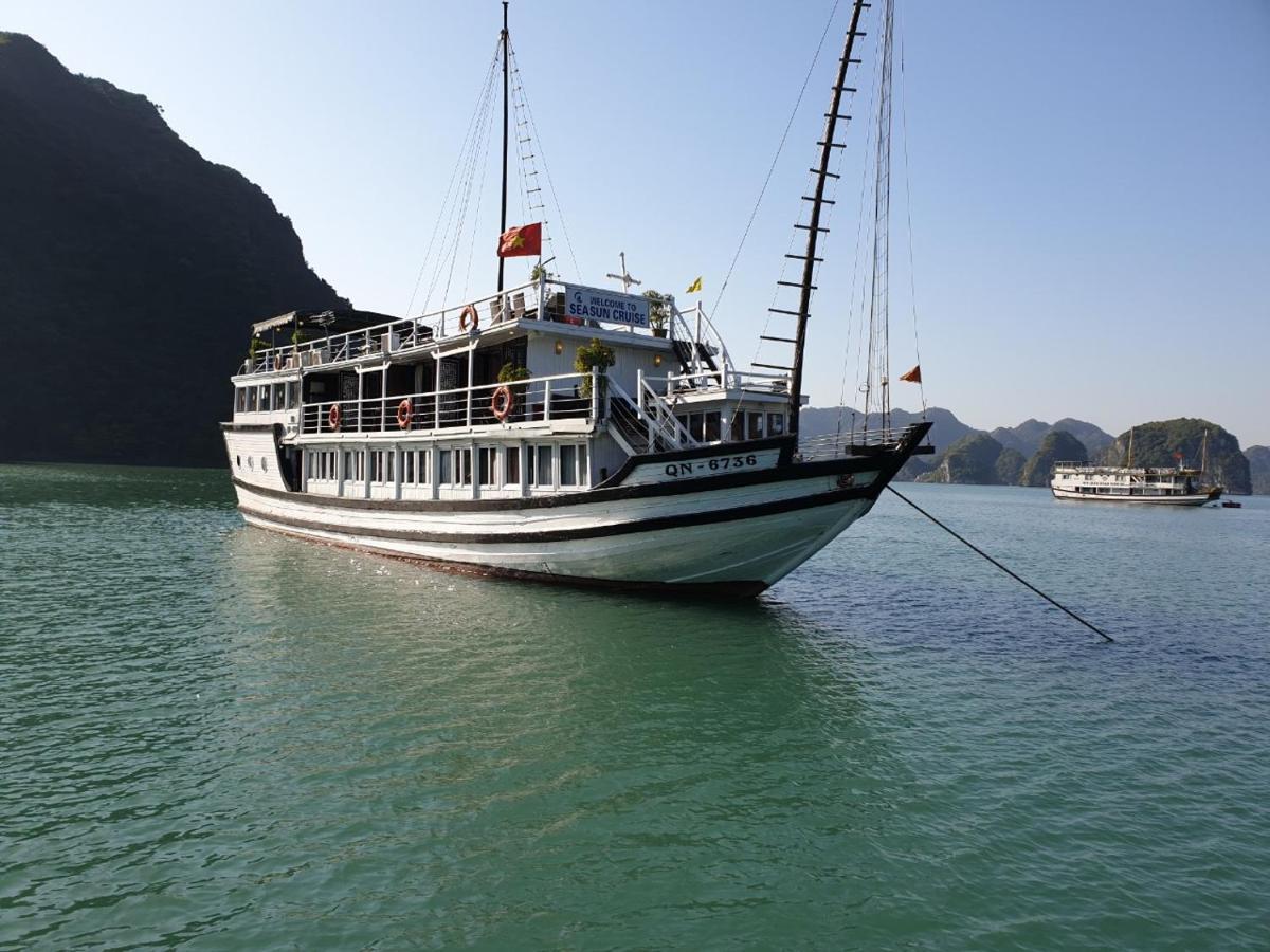 Seasun Boutique Cruise Hotell Ha Long Exteriör bild